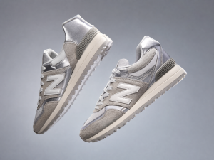 New Balance 574 V2 - Men Sneakers Deal on Amazon